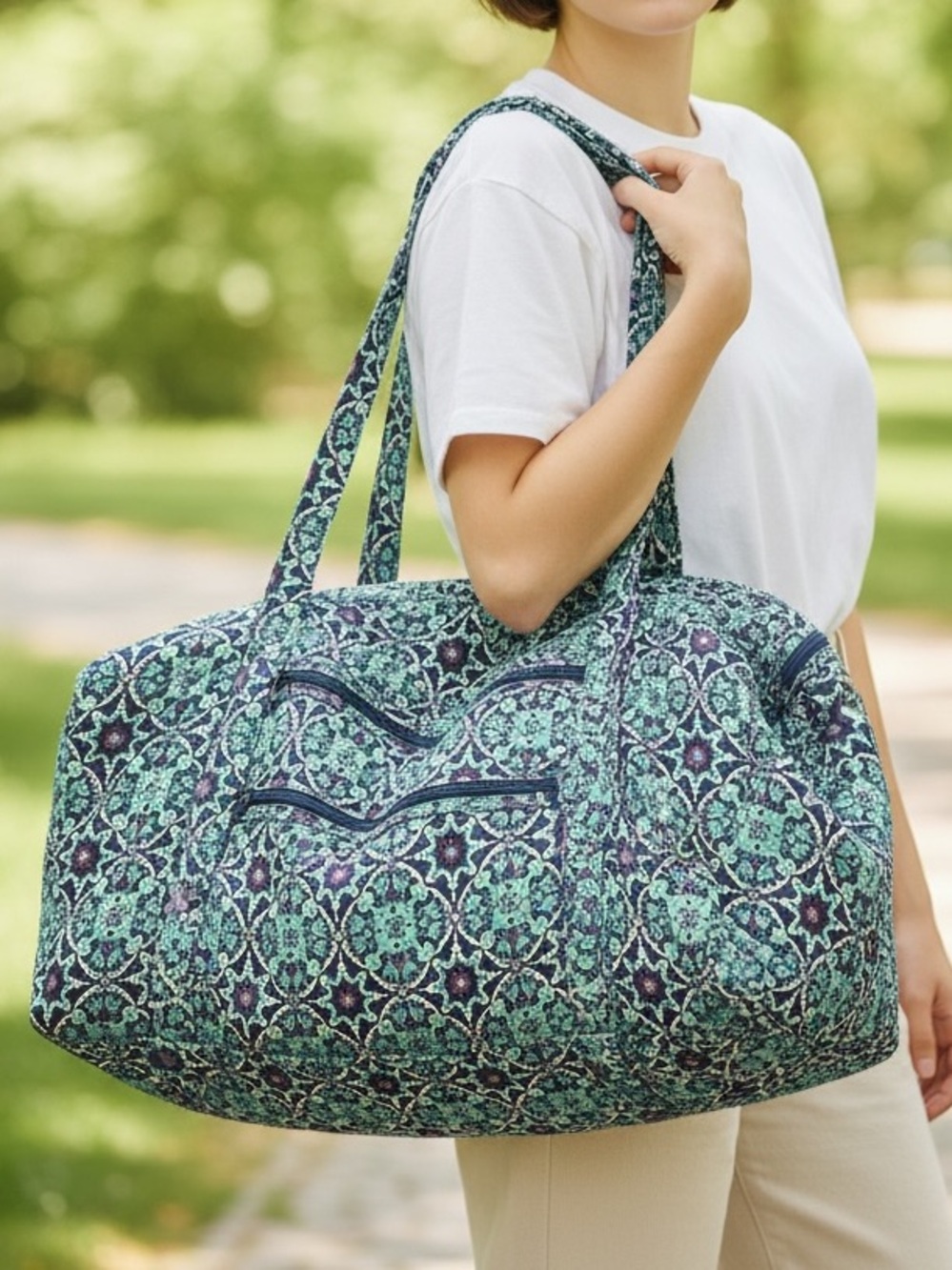 Nantucket Quilted Fabric Weekender Duffle Bag Lg Blue Paisley Travel EUC Cottage
